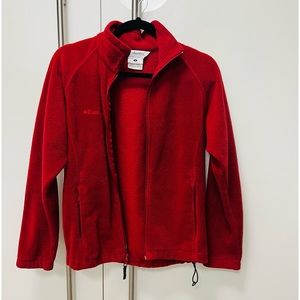 Columbia Fleece Zipped with 4 pockets Burgundy Size Small Women’s